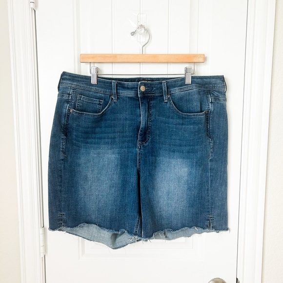 NYDJ Pants - Curves 360 by NYDJ Denim Shorts Size 18